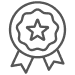 Médaille stylisée grise avec étoile centrale et ruban, symbolisant la qualité, la certification ou une récompense.
